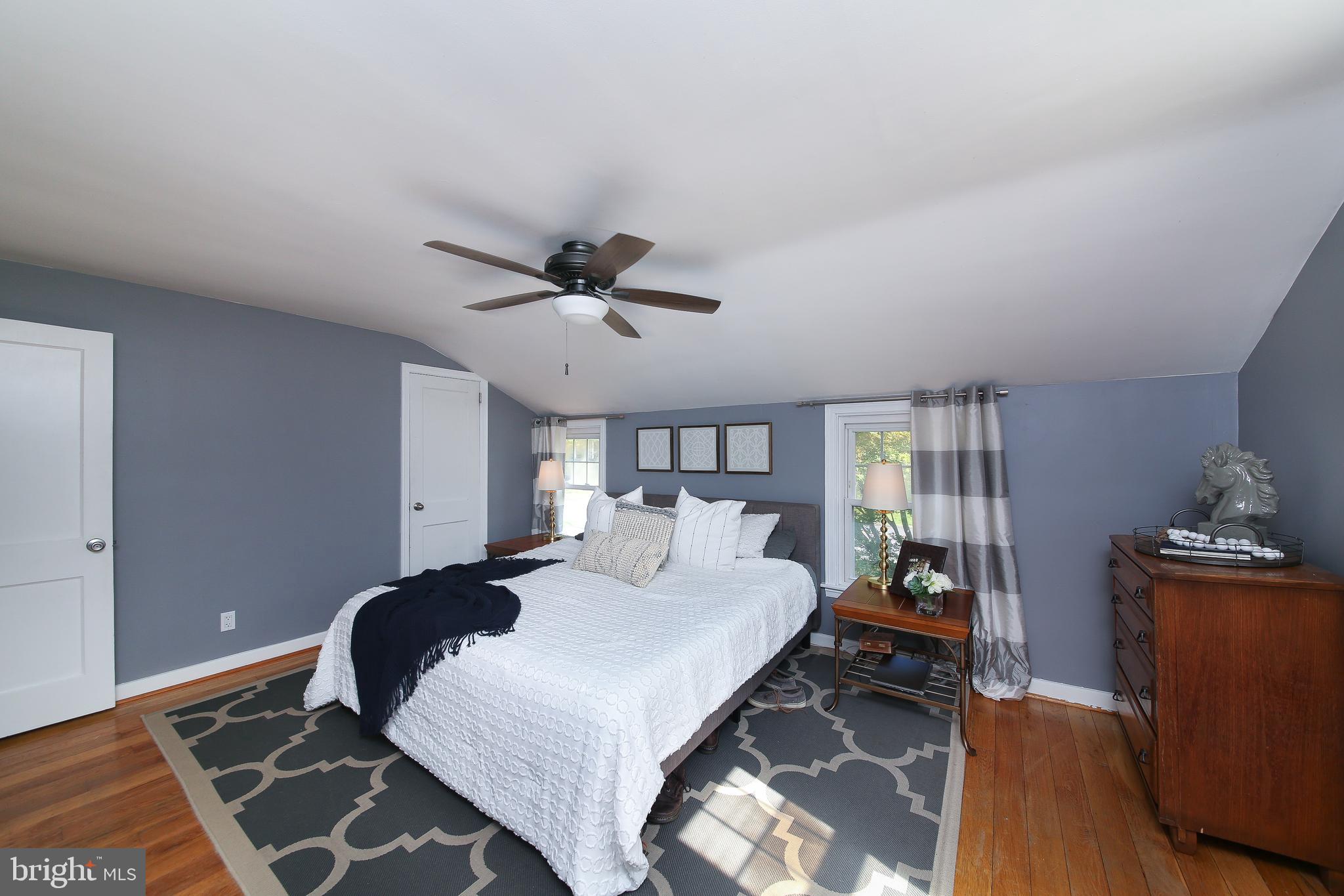 1908 Edge Hill Road Abington, PA 19001 - Photo 11 of 28 Main bedroom