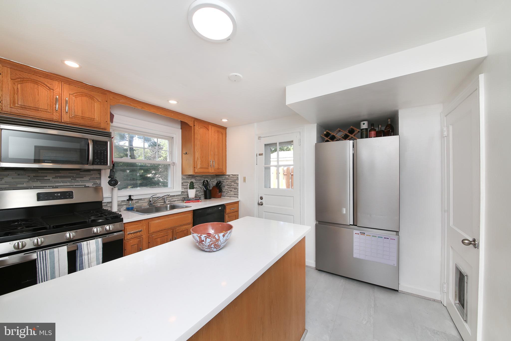 1908 Edge Hill Road Abington, PA 19001 - Photo 9 of 28 Kitchen with new counters and flooring