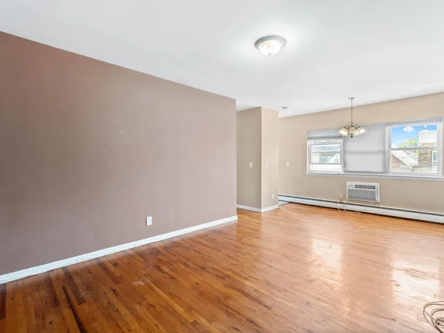 $2,000 | 239 Crescent Lane, Unit 1, Cliffside Park, NJ 07010