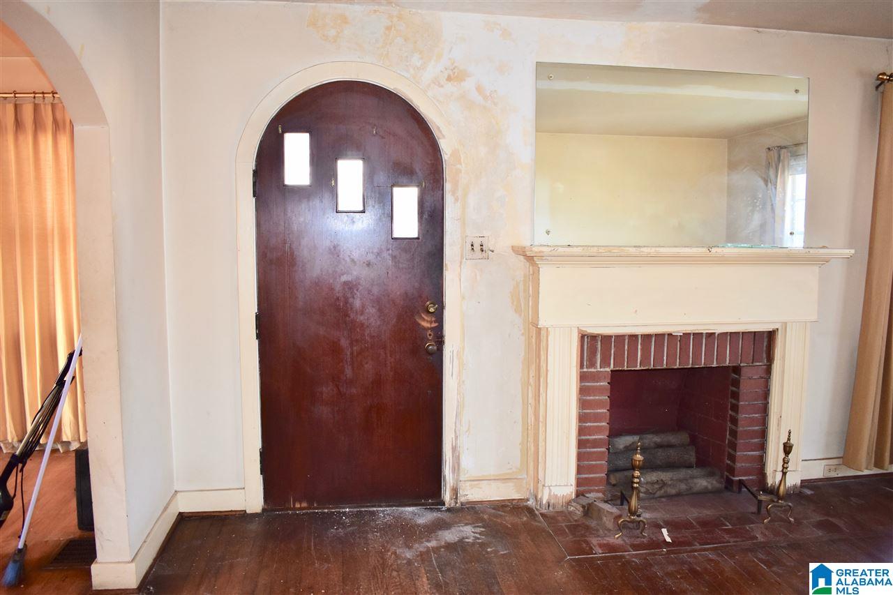 2817 23rd Street Southwest Birmingham, AL 35208 - Photo 2 of 18