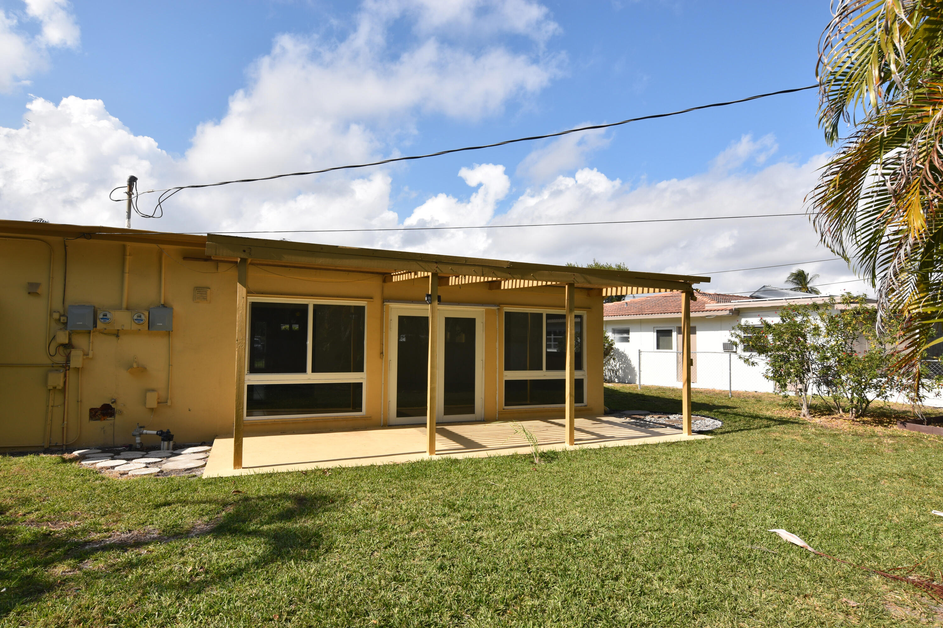 2260 Northeast 5th Avenue Boca Raton, FL 33431 - Photo 23 of 25 Backyard