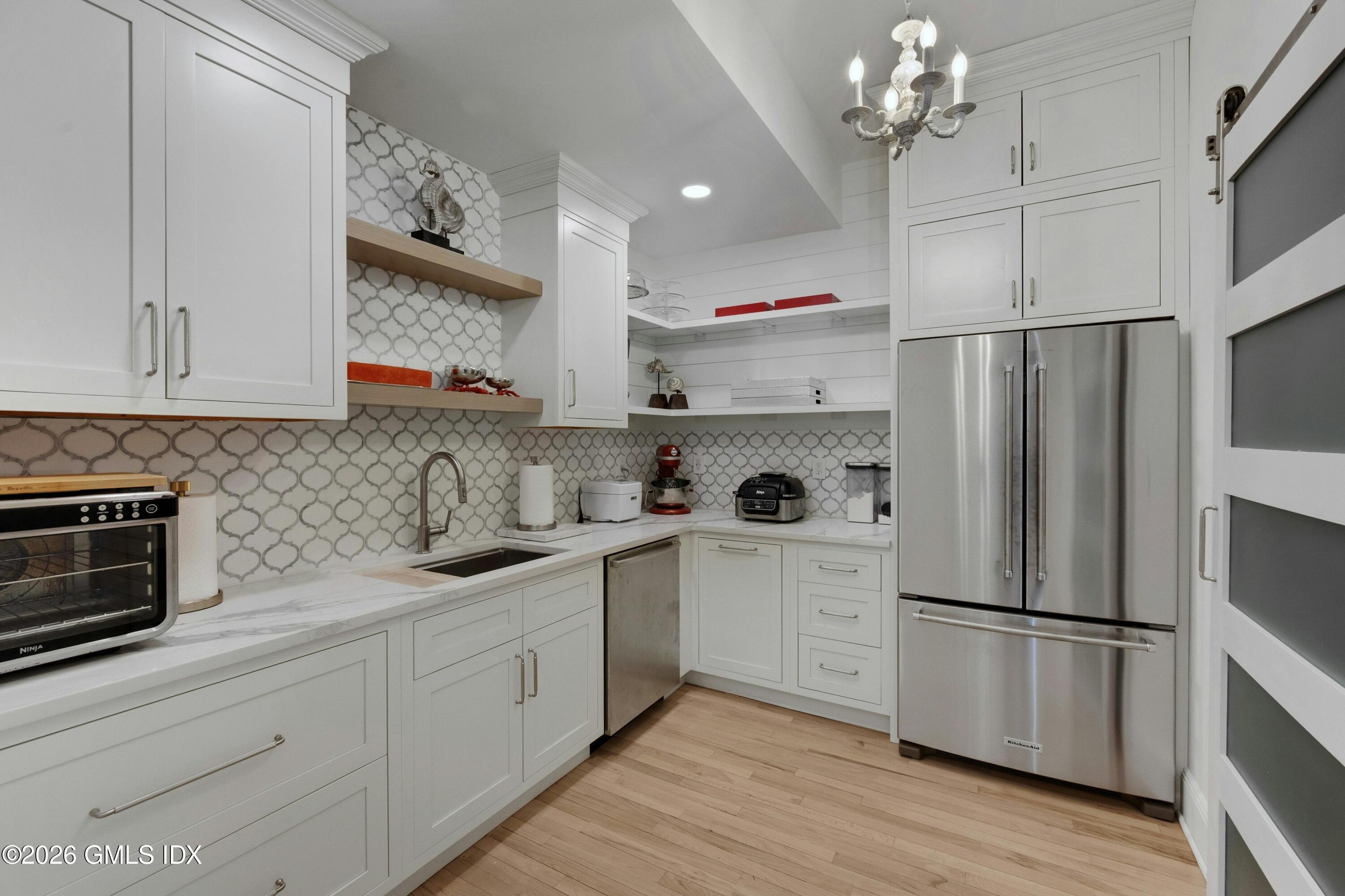 108 Husted Lane Greenwich, CT 06830 - Photo 10 of 40 15A
