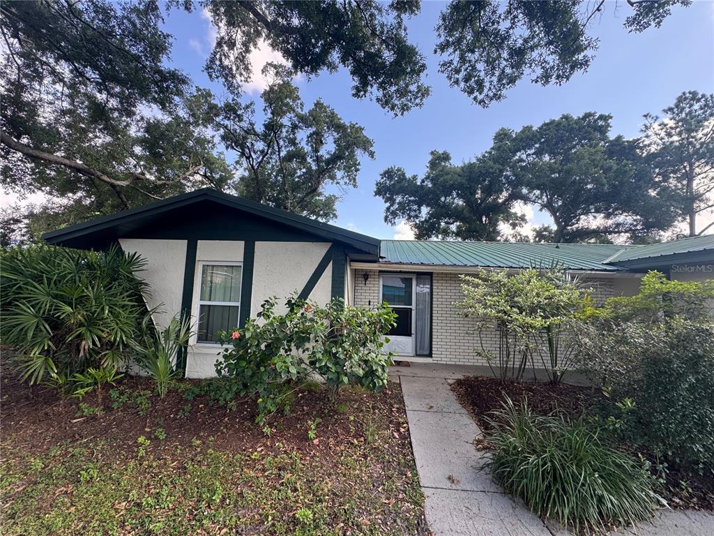 624 Wood Road Seffner, FL 33584 - Photo 6 of 35