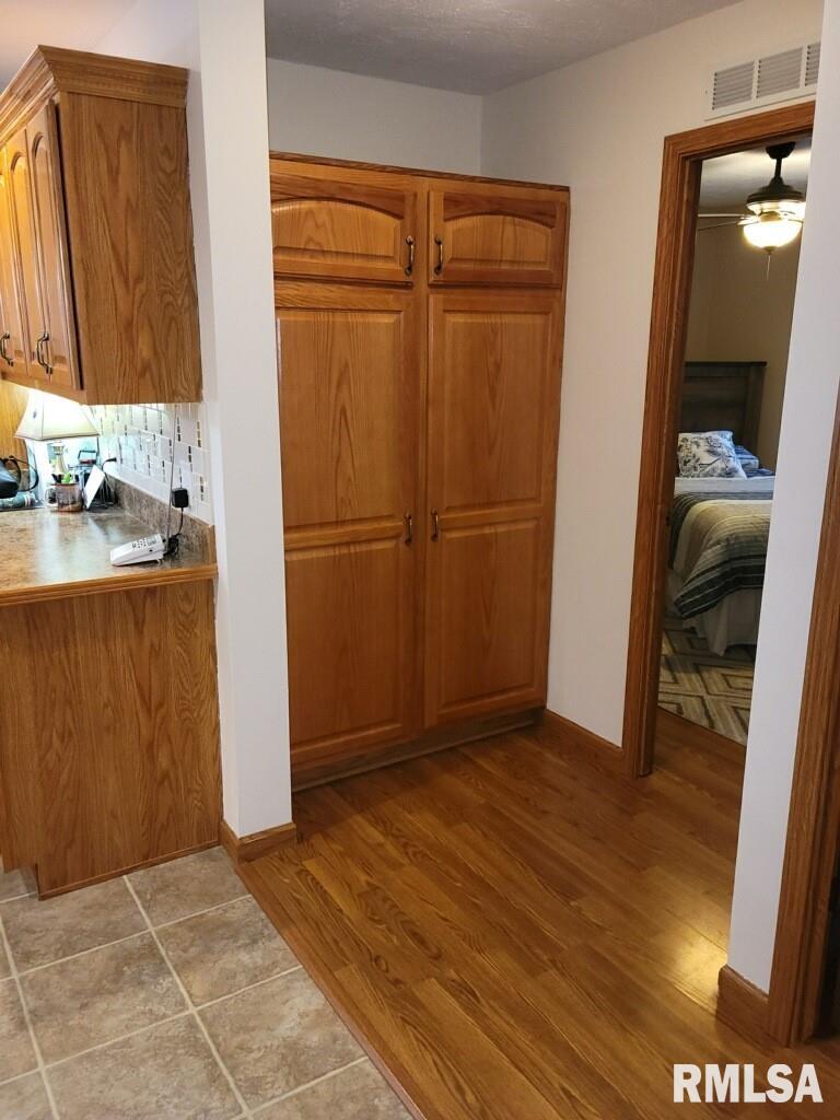2800 Vía Rosso, Unit 76 Springfield, IL 62703 - Photo 12 of 39 Gallery Image 12