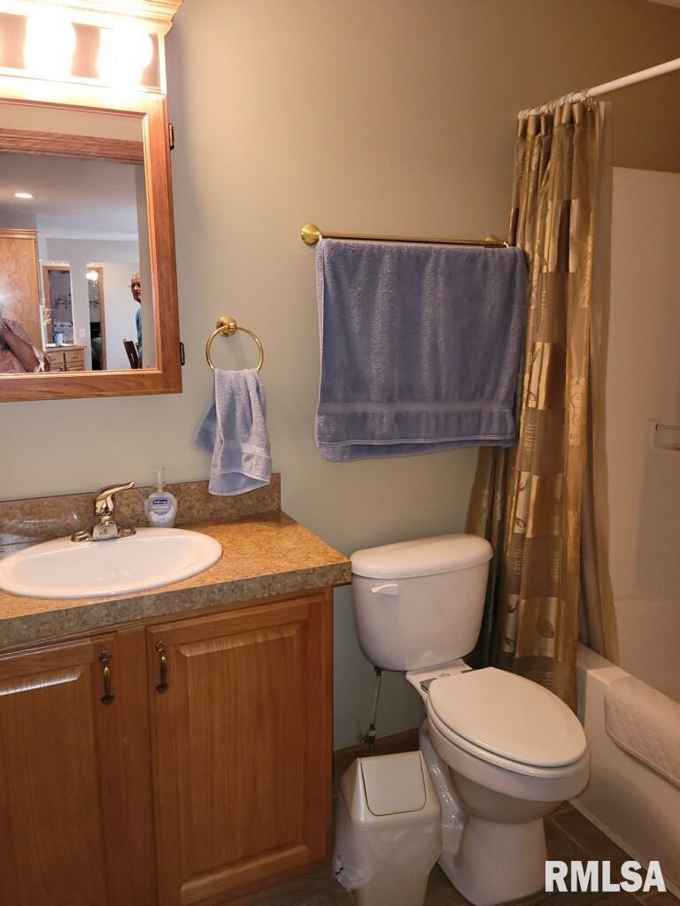 2800 Vía Rosso, Unit 76 Springfield, IL 62703 - Photo 22 of 39 Gallery Image 22