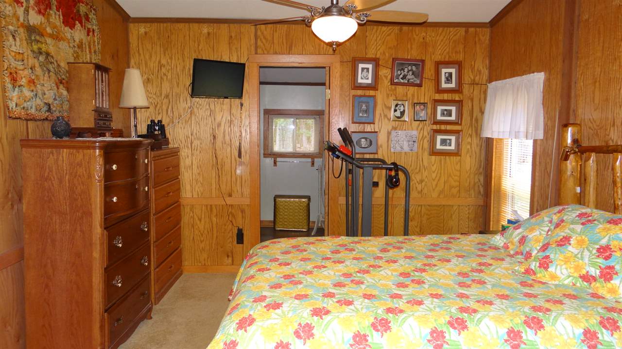 6780 South Betsie River Road Interlochen, MI 49643 - Photo 13 of 27 1837129-12.JPG