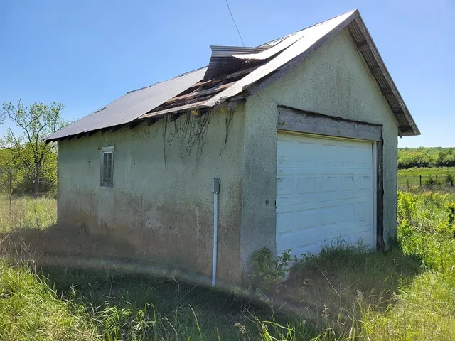 $1,250,000 | 0 Red Barn Road, Grovespring, MO 65662