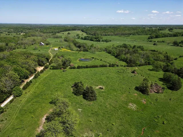 $1,250,000 | 0 Red Barn Road, Grovespring, MO 65662