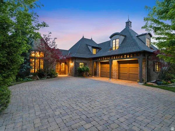 $2,100,000 | 2808 East 3025th Street North, Layton, UT 84040
