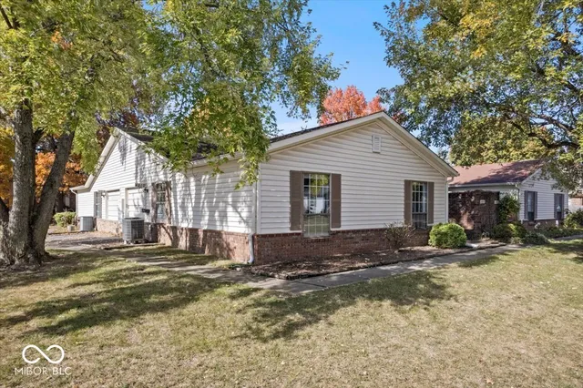 $160,000 | 4810 London Drive, Indianapolis, IN 46254