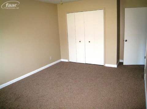 10087 West Stanley Road Flushing, MI 48433 - Photo 21 of 26 20414735-20.JPG