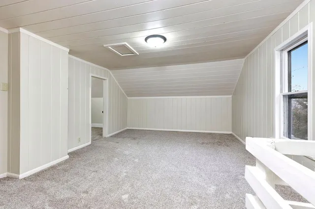 $180,000 | 904 West 8th Avenue, Oshkosh, WI 54902