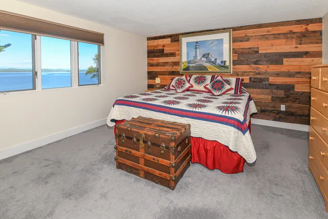 $849,900 | 15 Goodridge Drive, Unit 15, Naples, ME 04055