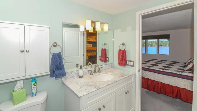 $849,900 | 15 Goodridge Drive, Unit 15, Naples, ME 04055