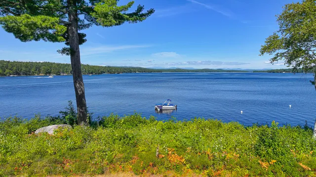 $849,900 | 15 Goodridge Drive, Unit 15, Naples, ME 04055