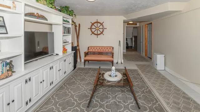 $849,900 | 15 Goodridge Drive, Unit 15, Naples, ME 04055