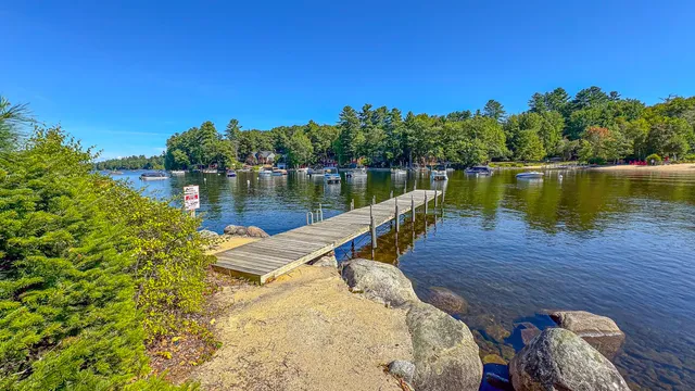$849,900 | 15 Goodridge Drive, Unit 15, Naples, ME 04055