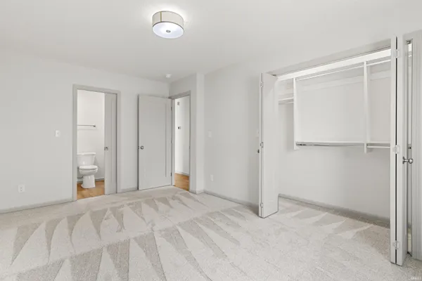 $289,900 | 66 Cobblestone Boulevard, Gas City, IN 46933