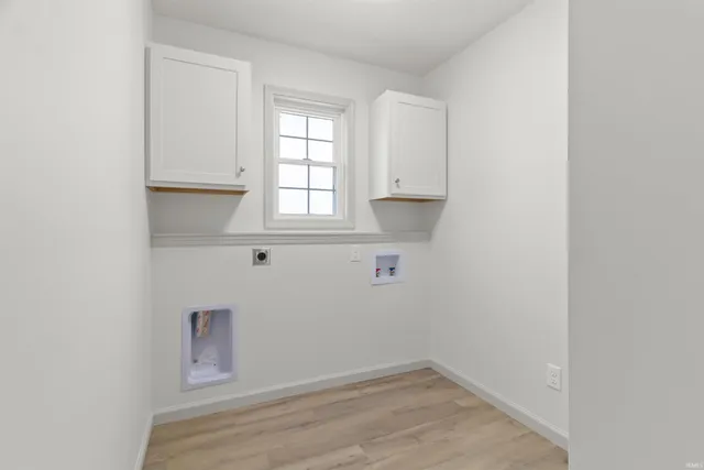 $299,900 | 66 Cobblestone Boulevard, Gas City, IN 46933