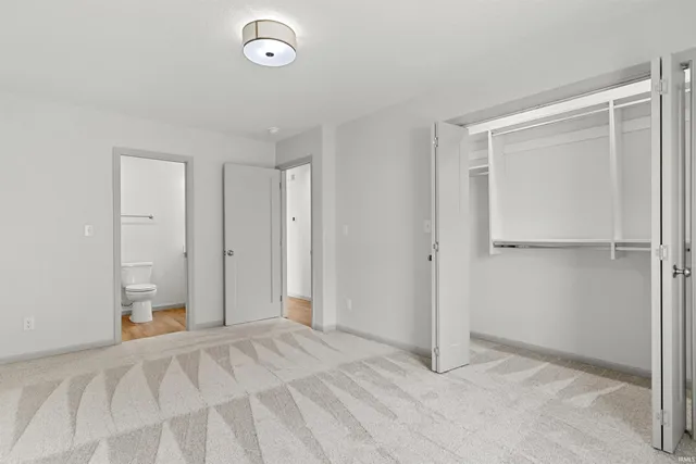 $299,900 | 66 Cobblestone Boulevard, Gas City, IN 46933