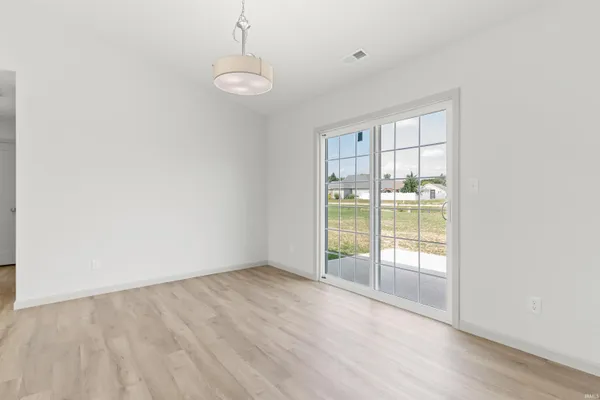 $289,900 | 66 Cobblestone Boulevard, Gas City, IN 46933