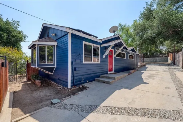 $769,000 | 23950 Los Rosas Street, West Hills, CA 91304