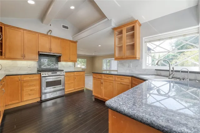 $769,000 | 23950 Los Rosas Street, West Hills, CA 91304