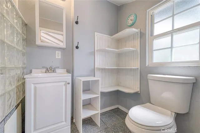 $769,000 | 23950 Los Rosas Street, West Hills, CA 91304