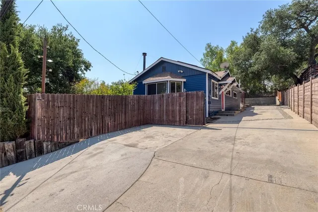 $769,000 | 23950 Los Rosas Street, West Hills, CA 91304