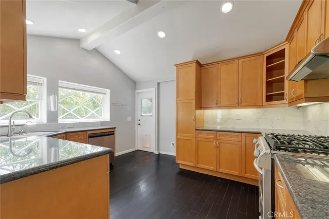 $769,000 | 23950 Los Rosas Street, West Hills, CA 91304