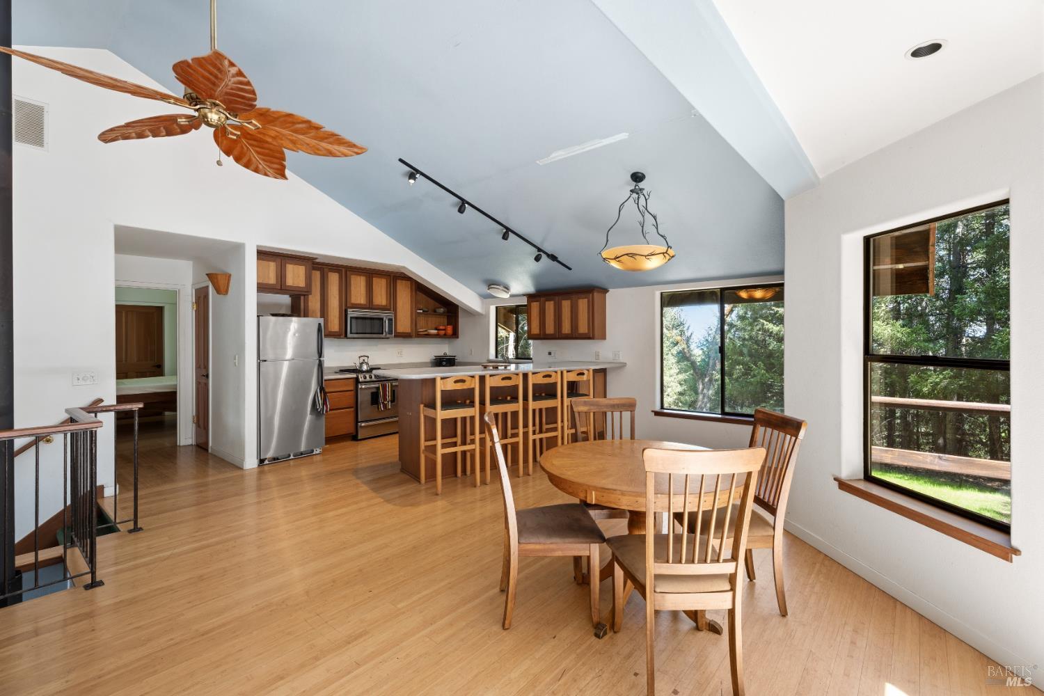 56481 Registered Guest Road Laytonville, CA 95454 - Photo 11 of 35