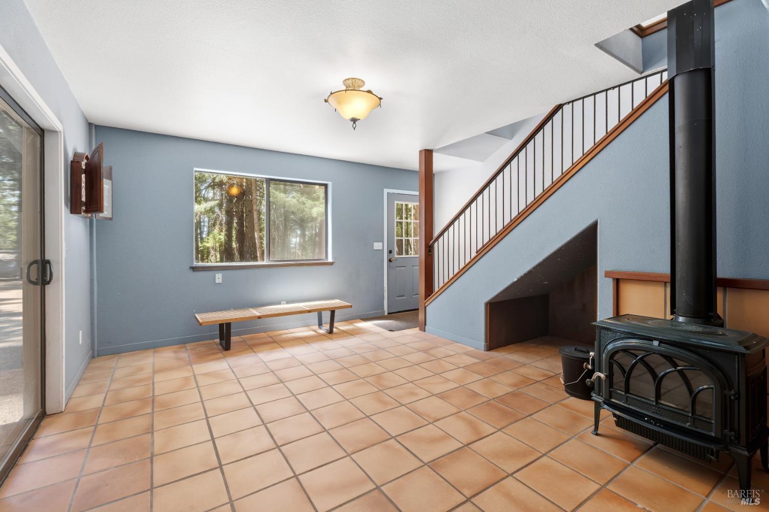 56481 Registered Guest Road Laytonville, CA 95454 - Photo 3 of 35