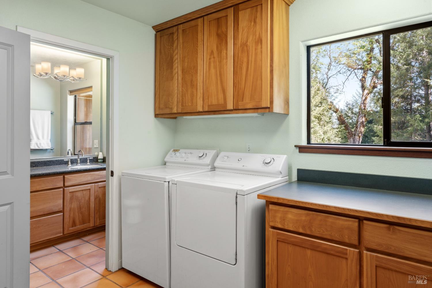 56481 Registered Guest Road Laytonville, CA 95454 - Photo 8 of 35