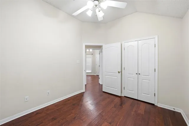 $299,900 | 621 Yukon Pass Drive, Hewitt, TX 76643