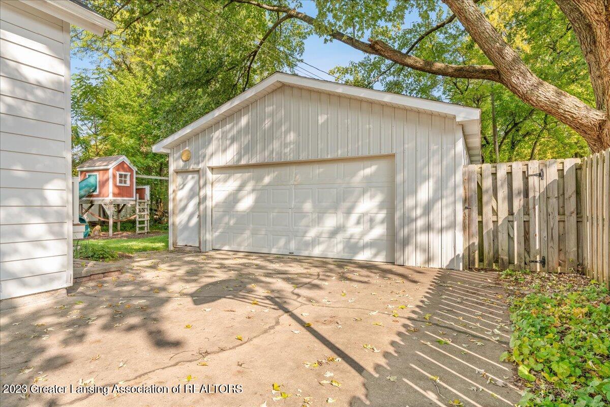 601 East Riverside Street Williamston, MI 48895 - Photo 36 of 44 30-Media Jett-13