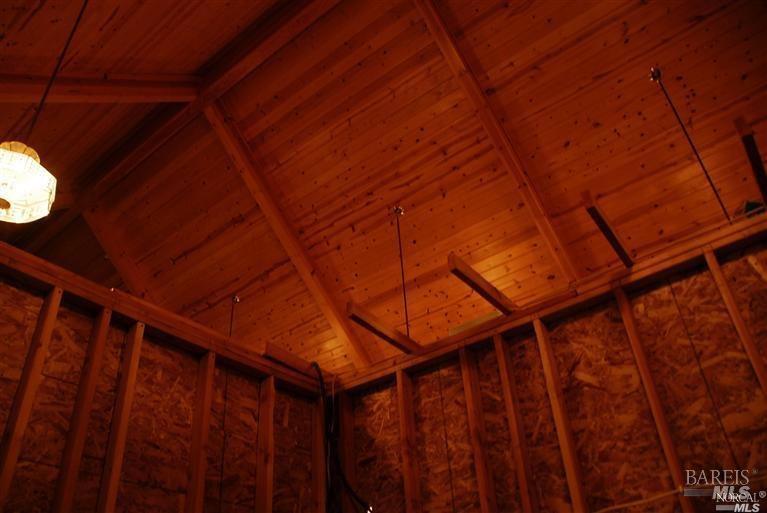 8555 Cave Creek Road Redwood Valley, CA 95470 - Photo 4 of 9 a front door view of a house