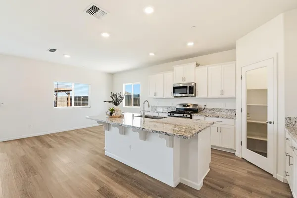 $610,000 | 3503 Running Brook Street, Madera, CA 93637