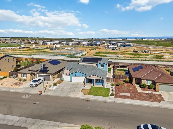 $610,000 | 3503 Running Brook Street, Madera, CA 93637