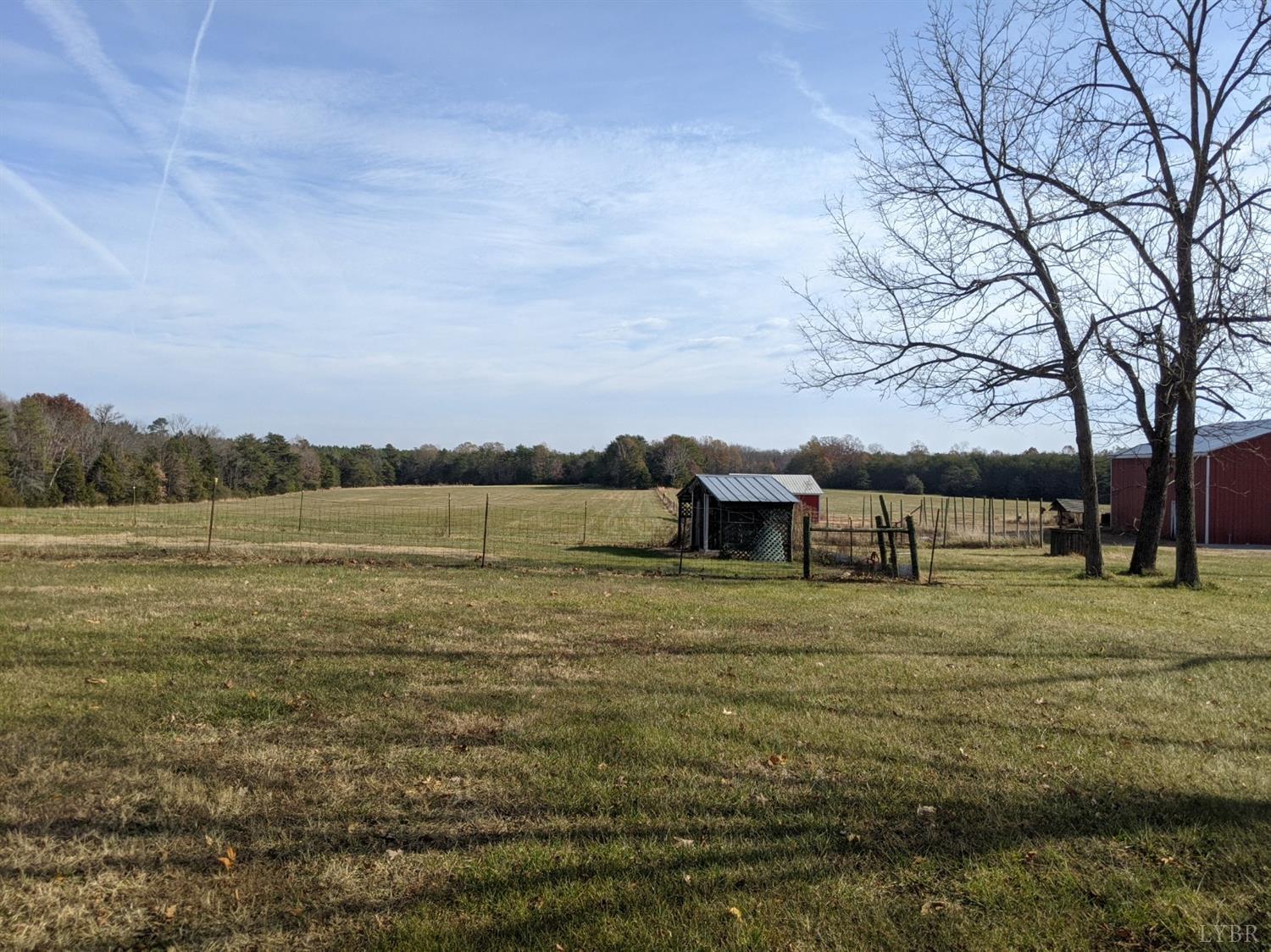 2206 South Fork Road Appomattox, VA 24522 - Photo 65 of 78 a view of a lake with houses in the background