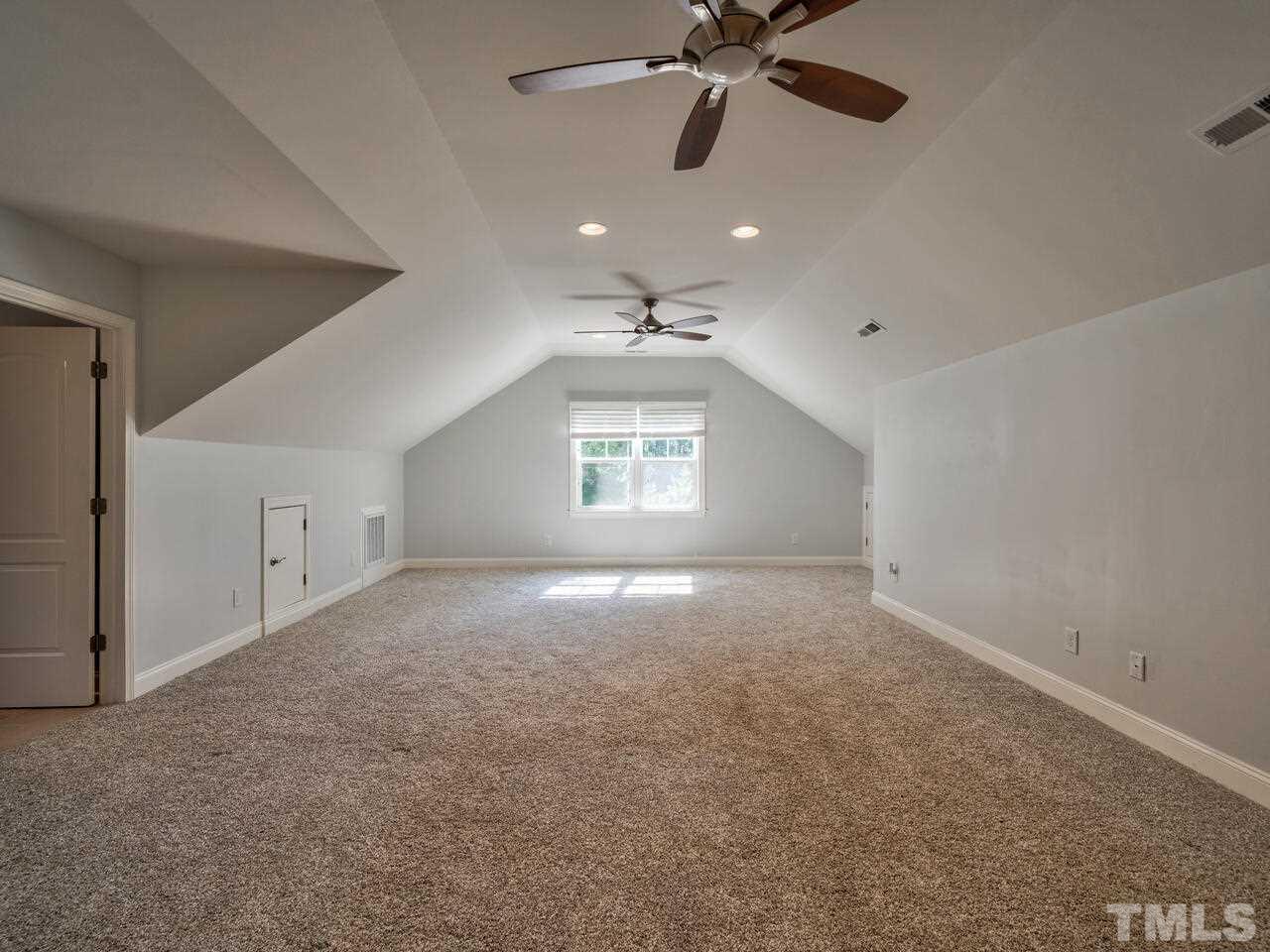 10920 Honeycutt Road Raleigh, NC 27614 - Photo 21 of 27