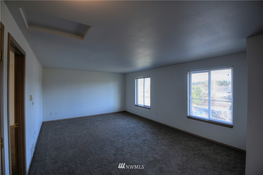 6716 198th Way Southwest Rochester, WA 98579 - Photo 12 of 22