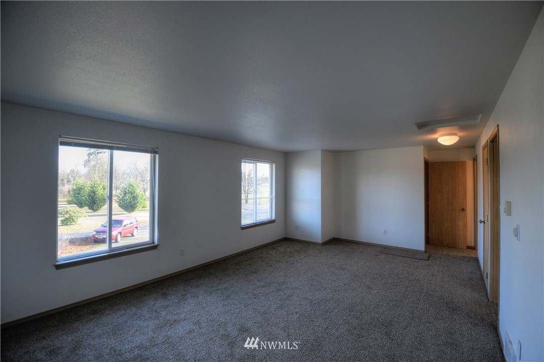 6716 198th Way Southwest Rochester, WA 98579 - Photo 13 of 22