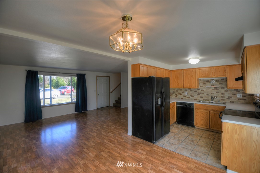 6716 198th Way Southwest Rochester, WA 98579 - Photo 5 of 22