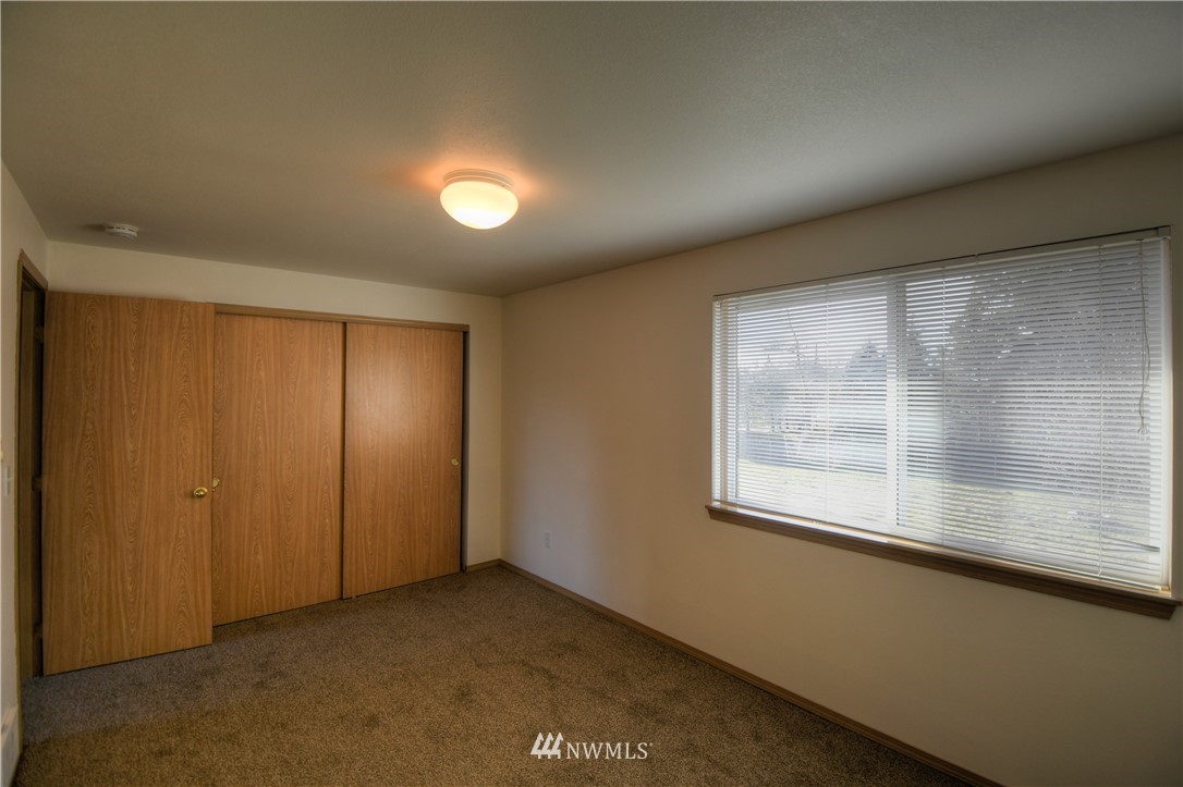 6716 198th Way Southwest Rochester, WA 98579 - Photo 8 of 22