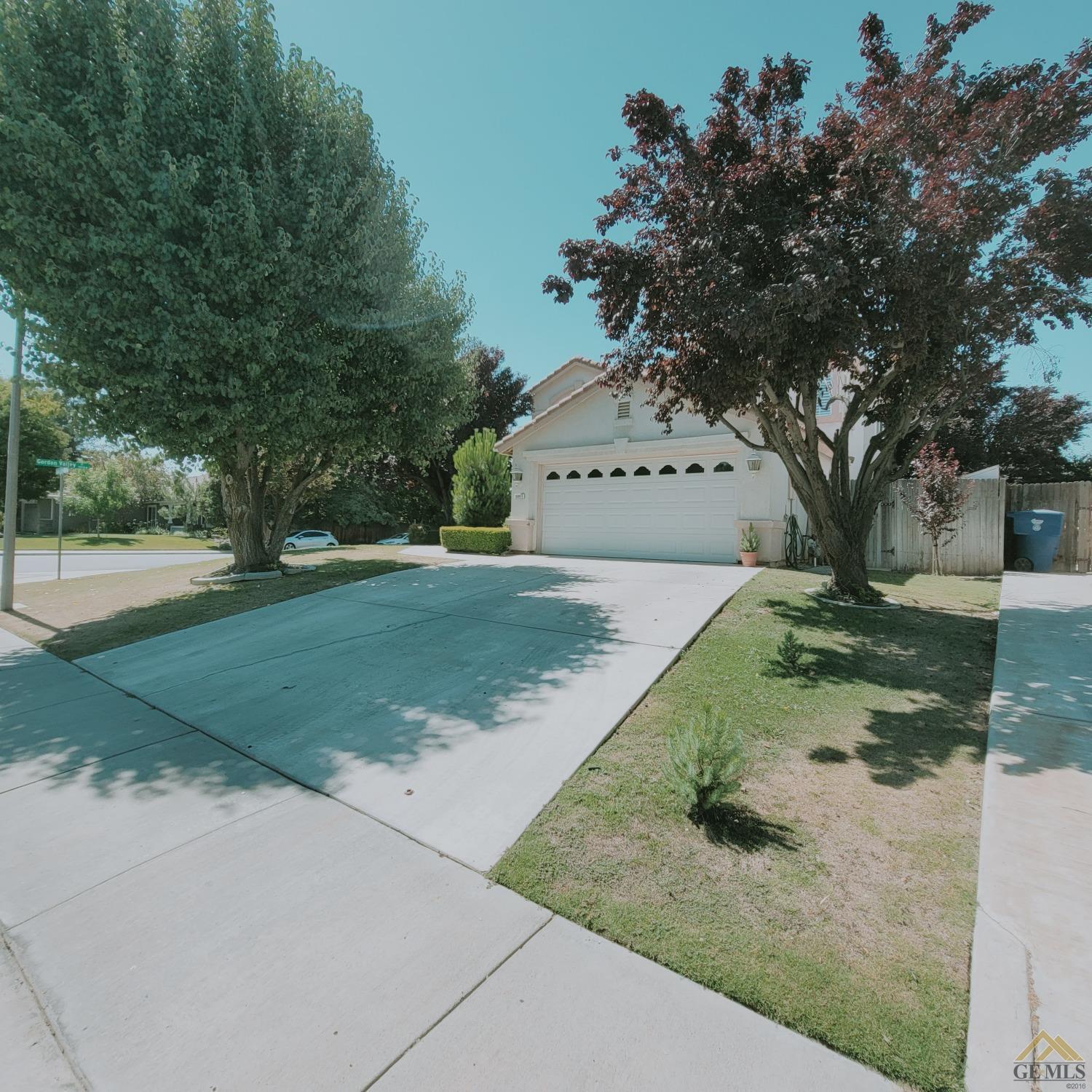 Undisclosed Address Bakersfield, CA 93313 - Photo 23 of 24 Plenty Of Room To Park Your Cars Here