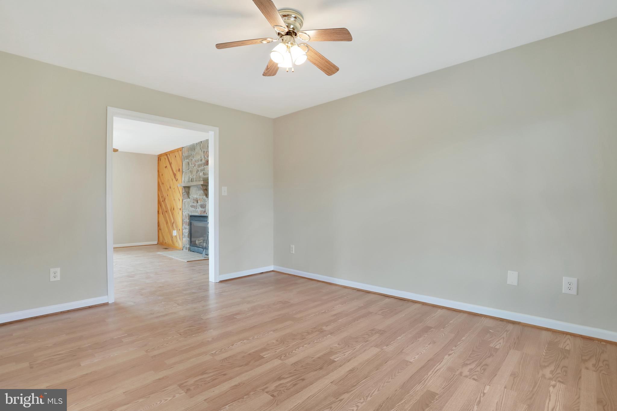 261 Fairview Road Gore, VA 22637 - Photo 7 of 45 Living Room