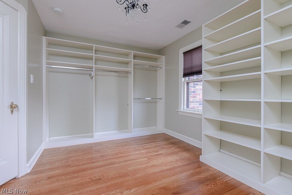 2584 Eaton Road Cleveland, OH 44118 - Photo 21 of 31 Gallery Image 21