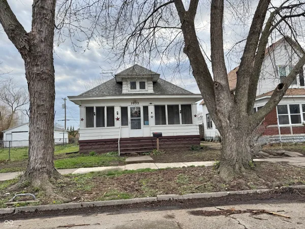 $70,000 | 2022 North 13th 1/2 Street, Terre Haute, IN 47804