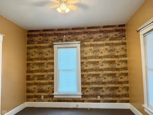 $70,000 | 2022 North 13th 1/2 Street, Terre Haute, IN 47804