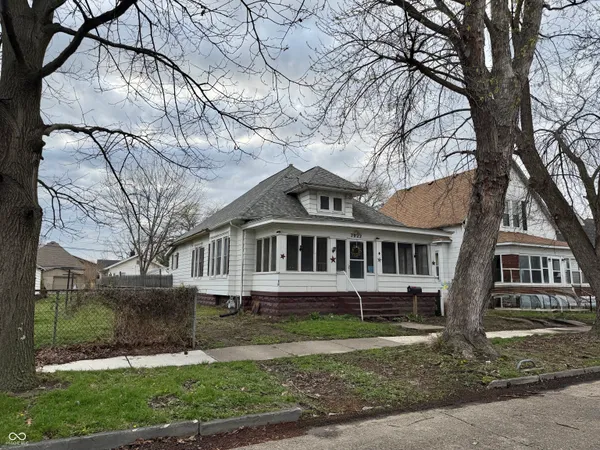 $70,000 | 2022 North 13th 1/2 Street, Terre Haute, IN 47804